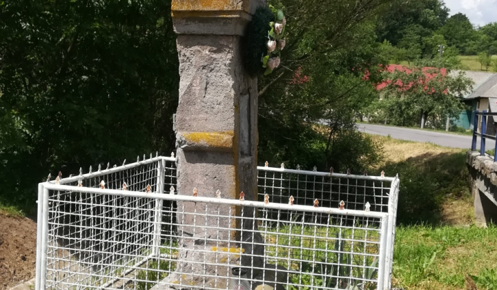 Rekonštrukcia pomníka v obci